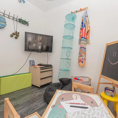 Family Fun Σπίτι διακοπών Grebaštica