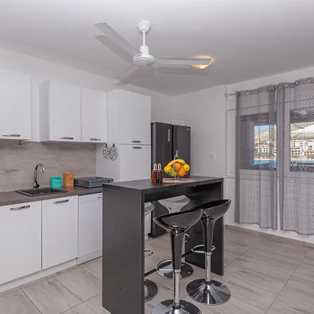 Σπίτι διακοπών Family Fun Grebaštica