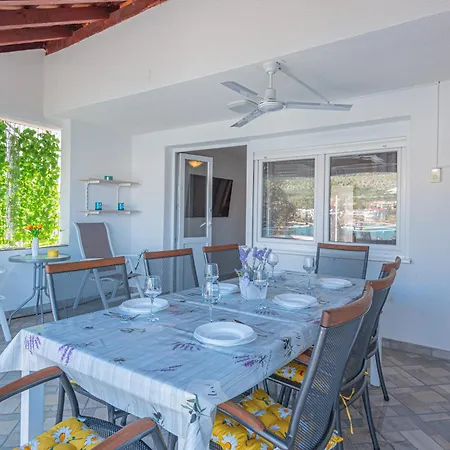 Σπίτι διακοπών Family Fun Grebaštica