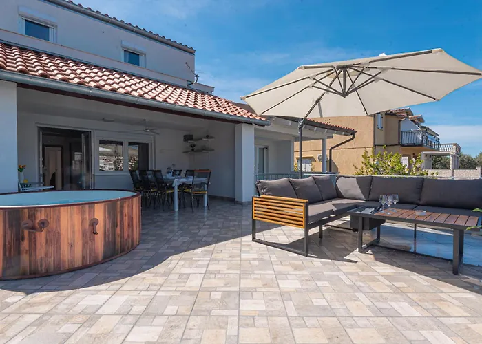 Family Fun * Grebaštica